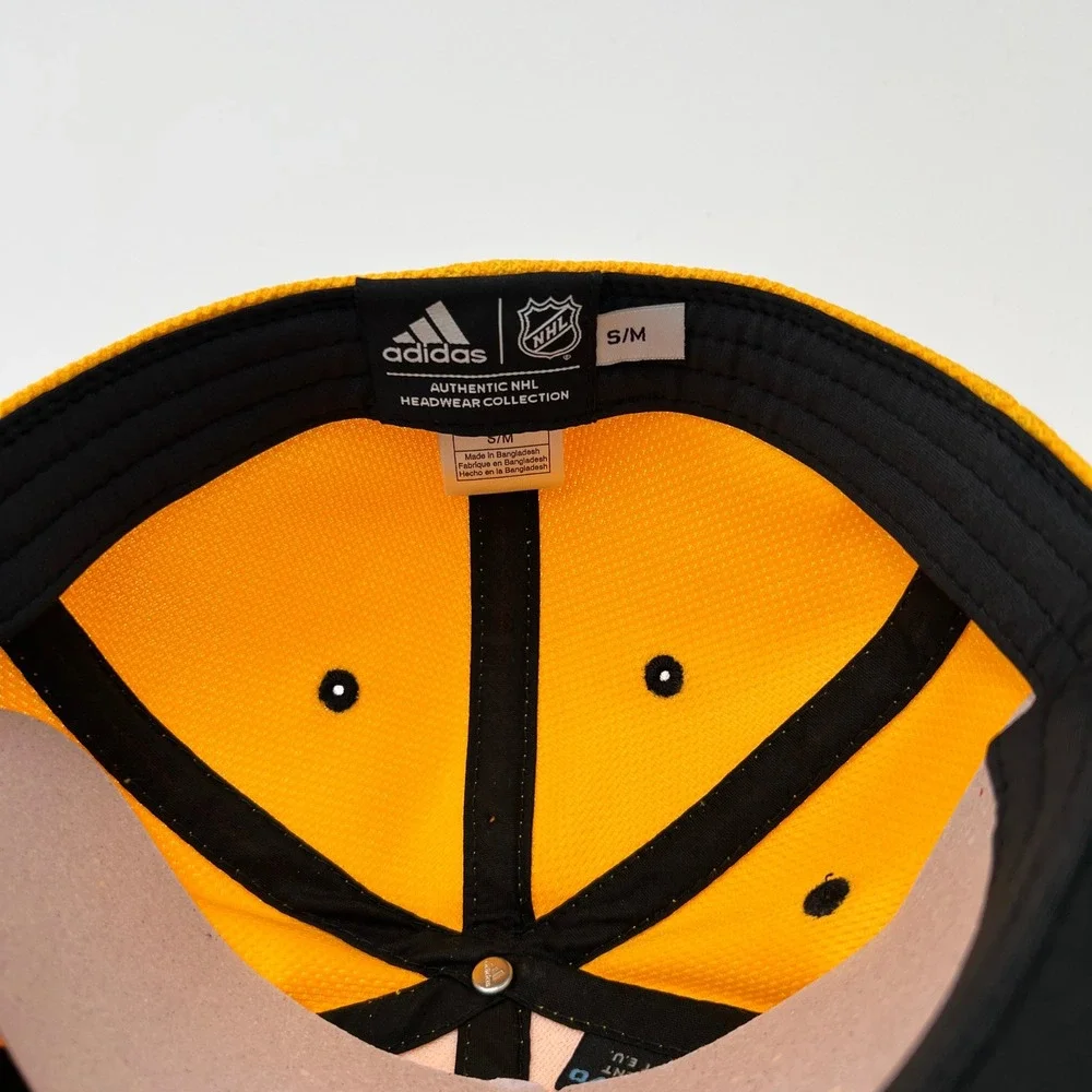 Adidas Pittsburgh Penguins NHL Hockey Hat Yellow Black Flex Fit Cap S/M FitMax70